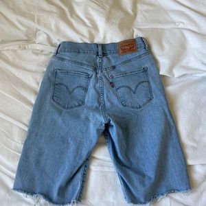 Levi Bermuda Shorts